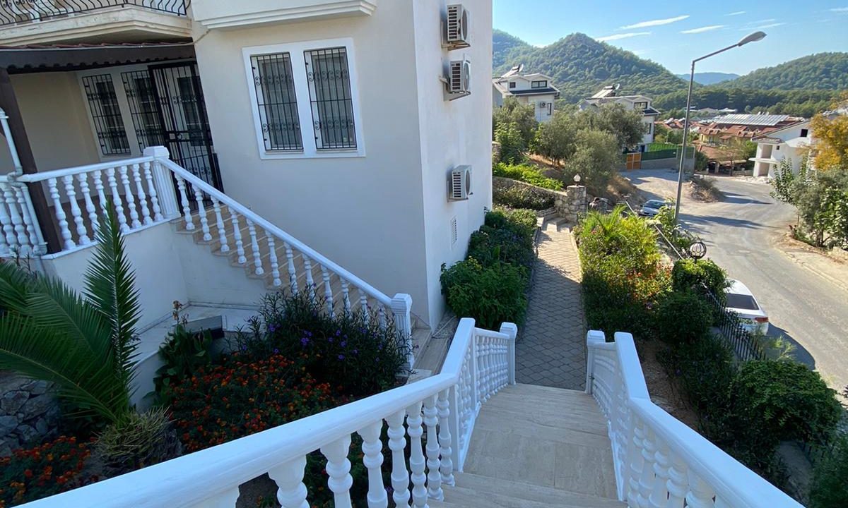 palm grove apartment.jpg22