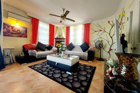 lesley villa new photos.jpeg10