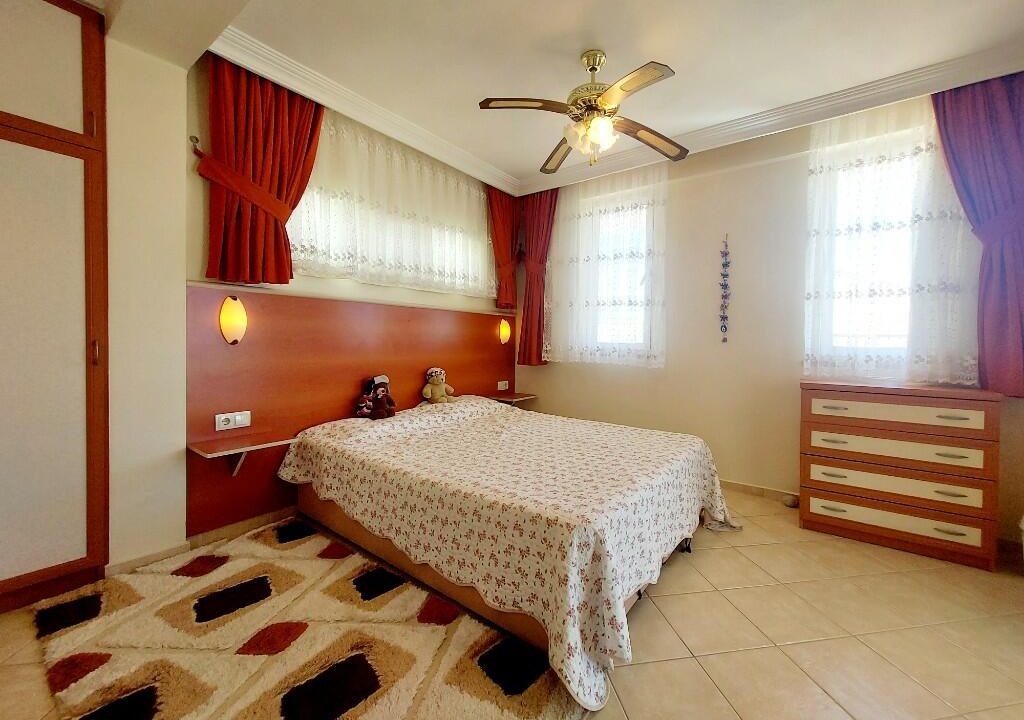 lesley villa new photos.jpeg28