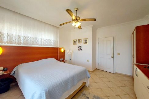 lesley villa new photos.jpeg33