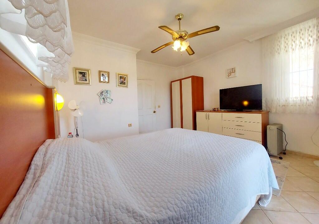 lesley villa new photos.jpeg34