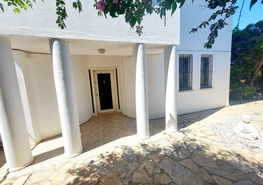 lesley villa new photos.jpeg3