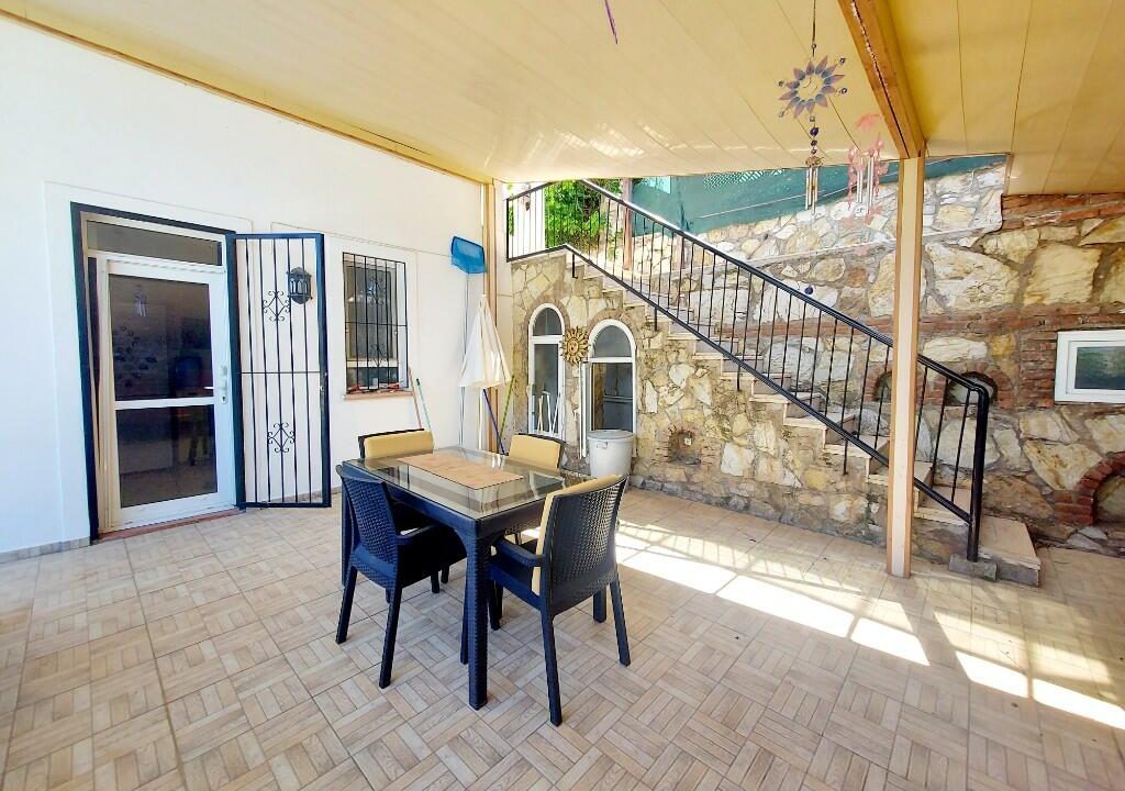 lesley villa new photos.jpeg42