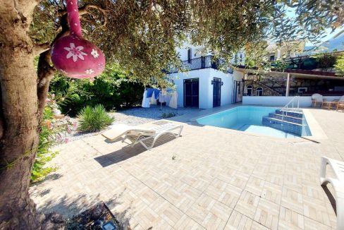 lesley villa new photos.jpeg47