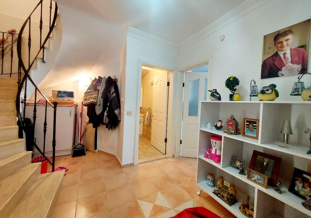 lesley villa new photos.jpeg4