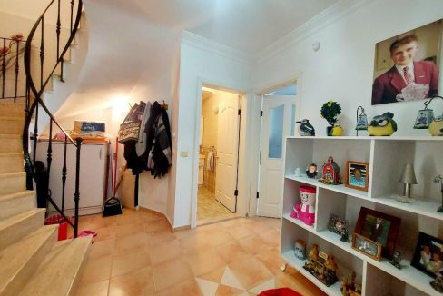lesley villa new photos.jpeg4
