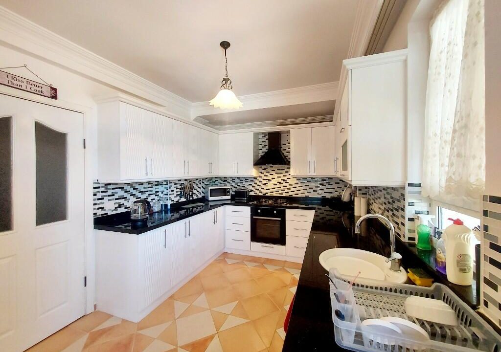 lesley villa new photos.jpeg7