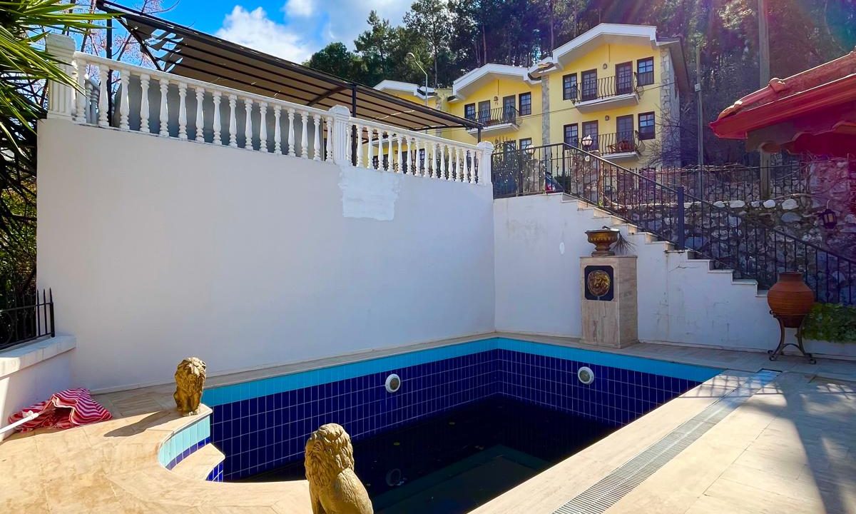 ondine villa 67