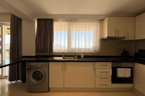 lisa apt 6