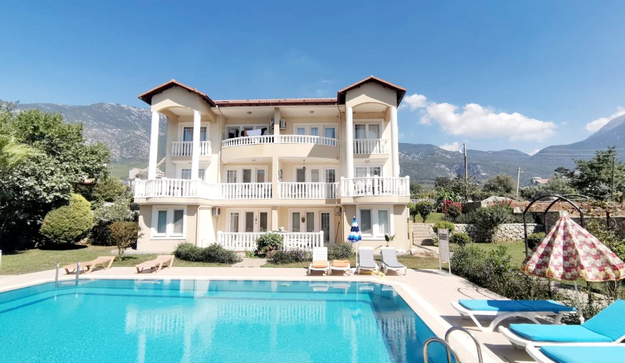 1.-External-Pool-1